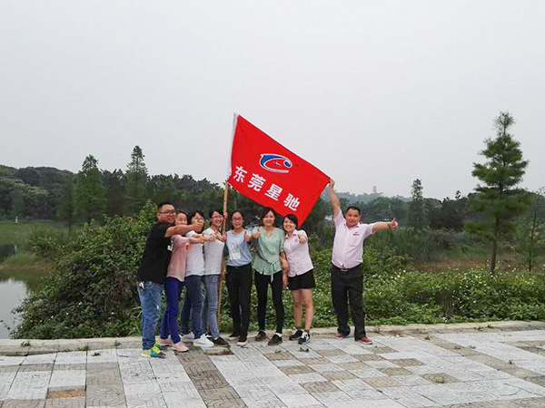 五一旅游-销售部合影